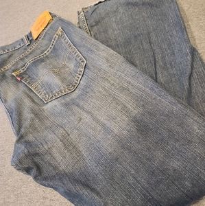Levi's Men 559 38x34 jeas